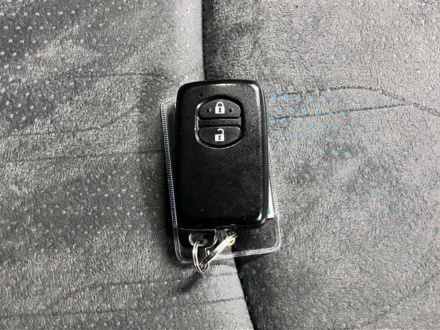 プリウスアルファ Ｇ　ワンオーナー　モデリスタフルエアロ＆１８インチＡＷ　後席モニター　純正８インチナビ　バックカメラ　Ｂｌｕｅｔｏｏｔｈオーディオ　フルセグＴＶ　ＣＤ・ＤＶＤ再生　ＥＴＣ　クルーズコントロール　コーナーセンサー　ＬＥＤヘッドランプ　ヘッドランプウォッシャー（48枚目）