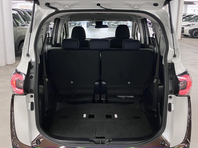 シエンタ ハイブリッドＧ　トヨタセーフティセンス　フリップダウンモニター　両側電動スライドドア　純正ナビ　バックカメラ　Ｂｌｕｅｔｏｏｔｈオーディオ　フルセグＴＶ　ＣＤ・ＤＶＤ　ＥＴＣ　スマートキー　オートエアコン　電動格納ドアミラー　サイドバイザー（15枚目）