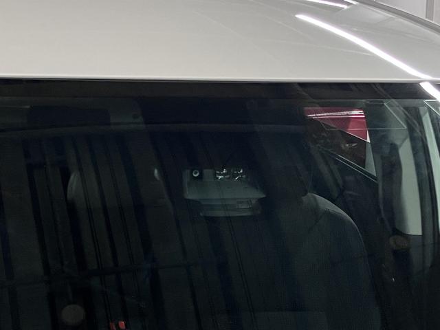 シエンタ ハイブリッドＧ　トヨタセーフティセンス　フリップダウンモニター　両側電動スライドドア　純正ナビ　バックカメラ　Ｂｌｕｅｔｏｏｔｈオーディオ　フルセグＴＶ　ＣＤ・ＤＶＤ　ＥＴＣ　スマートキー　オートエアコン　電動格納ドアミラー　サイドバイザー（48枚目）