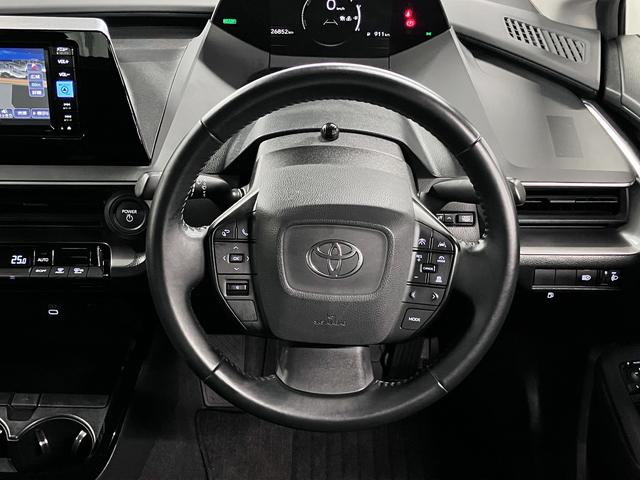 プリウス X セーフティセンス BSM・安心降車アシスト 純正ナビ バックカメラ CD・DVD フルセグTV Bluetoothオーディオ USB端子 AC1500W LEDヘッドランプ スマートキー スペアキー有(11枚目)