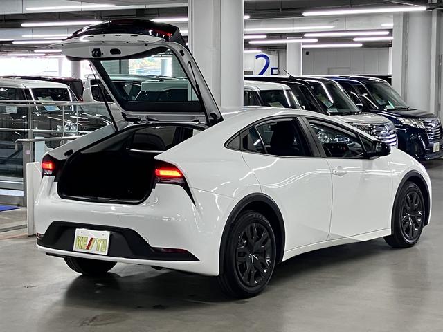 プリウス X セーフティセンス BSM・安心降車アシスト 純正ナビ バックカメラ CD・DVD フルセグTV Bluetoothオーディオ USB端子 AC1500W LEDヘッドランプ スマートキー スペアキー有(25枚目)