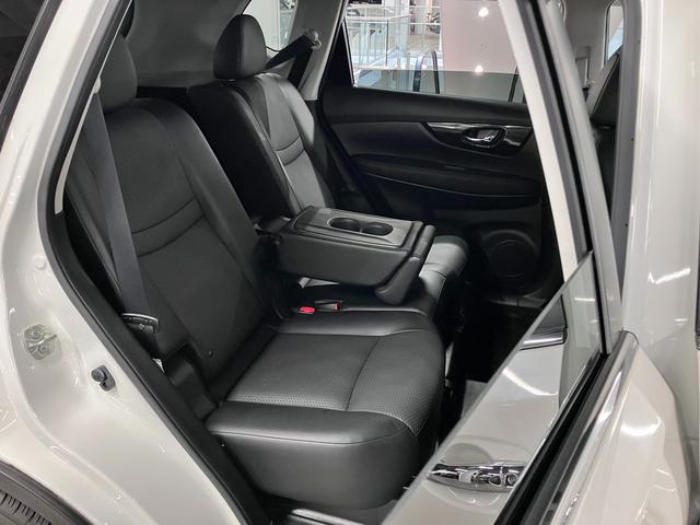 エクストレイル 20Xi ワンオーナー インテリミラー アラウンドビュー BSW・RCTA 純正9インチナビ 全席シートヒーター プロパイロット ETC オートバックドア ブルーレイ BTオーディオ フルセグTV インテリキー LEDランプ(14枚目)