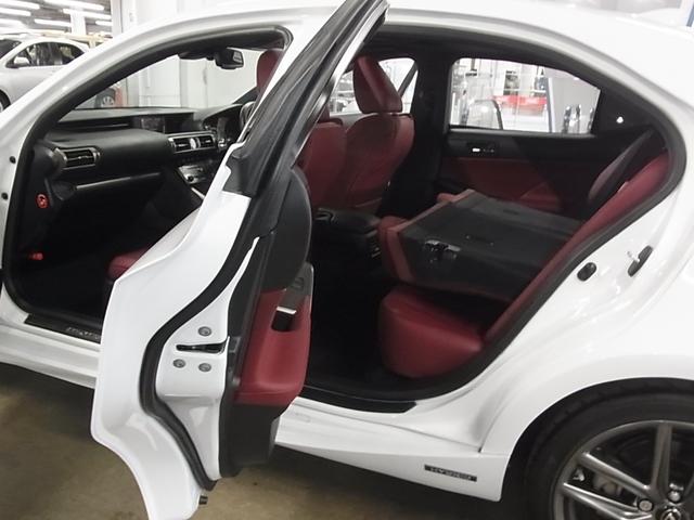 ＩＳ ＩＳ３００ｈ　Ｆスポーツ　ムーンルーフ　ＢＳＭ　衝突軽減　車線逸脱警報　レーダークルーズ　パドルシフト　ＥＴＣ２．０　本革メモリーシート　ベンチレーション　純正ナビ　バックカメラ　ブルーレイ　クリアランスソナー　ＬＥＤランプ（23枚目）