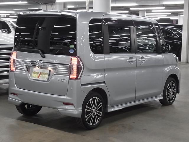 タント カスタムＲＳ　トップエディションＳＡＩＩＩ　ターボ　衝突軽減ブレーキ　車線逸脱警報　オートハイビーム　ＥＴＣ２．０　シートヒーター　両側パワースライドドア　純正ナビ　バックカメラ　ＢＴオーディオ　フルセグＴＶ　スマートキー　コーナーポール　ＬＥＤランプ（3枚目）