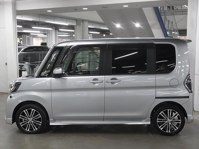 タント カスタムＲＳ　トップエディションＳＡＩＩＩ　ターボ　衝突軽減ブレーキ　車線逸脱警報　オートハイビーム　ＥＴＣ２．０　シートヒーター　両側パワースライドドア　純正ナビ　バックカメラ　ＢＴオーディオ　フルセグＴＶ　スマートキー　コーナーポール　ＬＥＤランプ（10枚目）