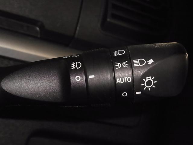 タント カスタムＲＳ　トップエディションＳＡＩＩＩ　ターボ　衝突軽減ブレーキ　車線逸脱警報　オートハイビーム　ＥＴＣ２．０　シートヒーター　両側パワースライドドア　純正ナビ　バックカメラ　ＢＴオーディオ　フルセグＴＶ　スマートキー　コーナーポール　ＬＥＤランプ（34枚目）