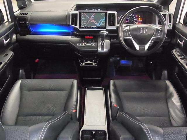 ステップワゴンスパーダ Ｚ　クールスピリット　純正９インチナビ　両側電動スライドドア　バックカメラ　ＢＴオーディオ　フルセグＴＶ　ＣＤ・ＤＶＤ再生　ＥＴＣ　クルーズコントロール　パドルシフト　ＨＩＤライト　純正１７ＡＷ　スマートキー　スペアキー有（4枚目）