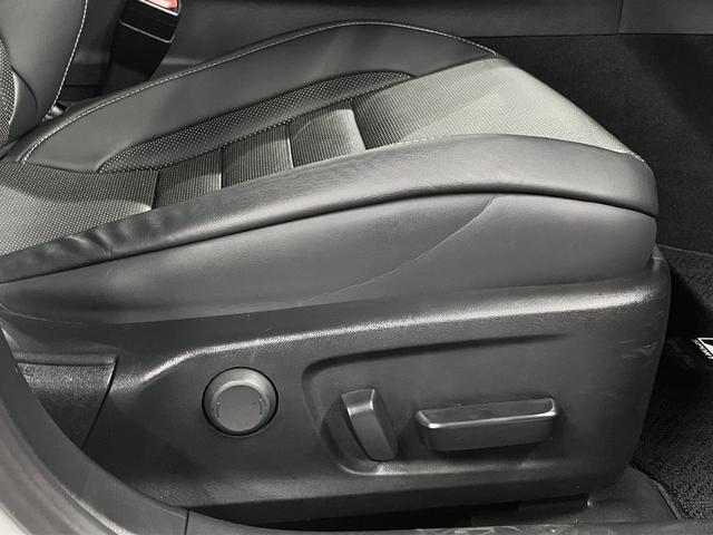 ＩＳ ＩＳ３５０　Ｆスポーツモードブラック　１オーナー　寒冷地仕様　マークレビンソン　ムーンルーフ　本革シート　シートベンチレーション　パノラミックビュー　１０．３インチナビ　ブルーレイ　ＢＴオーディオ　フルセグ　ＥＴＣ２．０　パドルシフト　三眼ＬＥＤ　専用１９ＡＷ（48枚目）