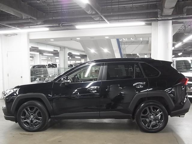 ＲＡＶ４ アドベンチャー　４ＷＤ　寒冷地仕様　セーフティセンス　純正９インチナビ　シートベンチレーション　ステアヒーター　ＢＳＭ・ＰＫＳＢ　バックカメラ　ＢＴオーディオ　フルセグ　ＣＤ・ＤＶＤ　ＥＴＣ　ダウンヒルアシスト　ルーフレール　ＬＥＤライト　専用１９ＡＷ（10枚目）