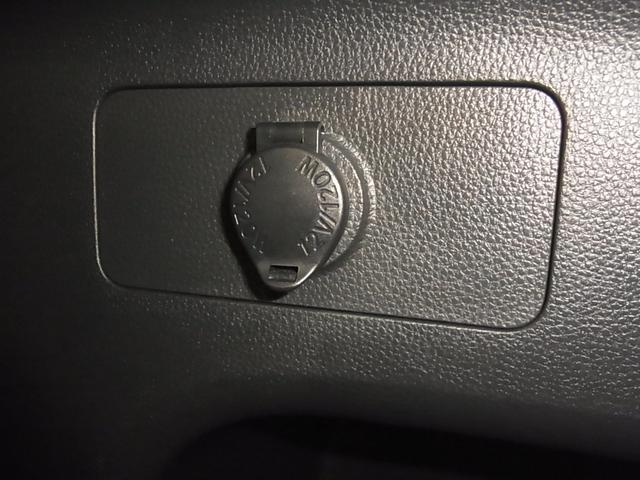 ＲＡＶ４ アドベンチャー　４ＷＤ　寒冷地仕様　セーフティセンス　純正９インチナビ　シートベンチレーション　ステアヒーター　ＢＳＭ・ＰＫＳＢ　バックカメラ　ＢＴオーディオ　フルセグ　ＣＤ・ＤＶＤ　ＥＴＣ　ダウンヒルアシスト　ルーフレール　ＬＥＤライト　専用１９ＡＷ（30枚目）