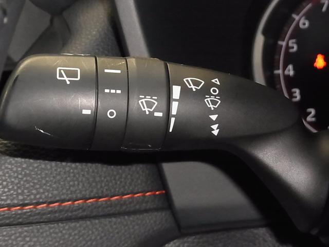 ＲＡＶ４ アドベンチャー　４ＷＤ　寒冷地仕様　セーフティセンス　純正９インチナビ　シートベンチレーション　ステアヒーター　ＢＳＭ・ＰＫＳＢ　バックカメラ　ＢＴオーディオ　フルセグ　ＣＤ・ＤＶＤ　ＥＴＣ　ダウンヒルアシスト　ルーフレール　ＬＥＤライト　専用１９ＡＷ（42枚目）