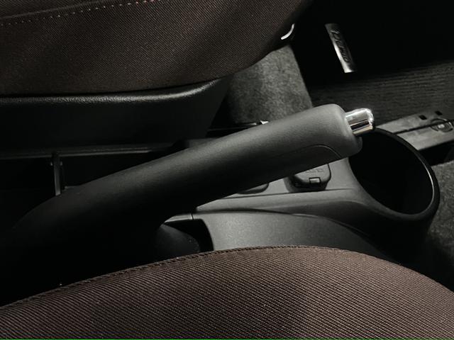 デミオ 13C-V スマートエディションII スマートHIDパッケージ イクリプスナビ ETC TV CD再生 ディスチャージヘッドランプ フォグランプ アドバンストキー スペアキー・取扱説明書 スタッドレスタイヤ&14インチAW 電動格納ミラー(37枚目)