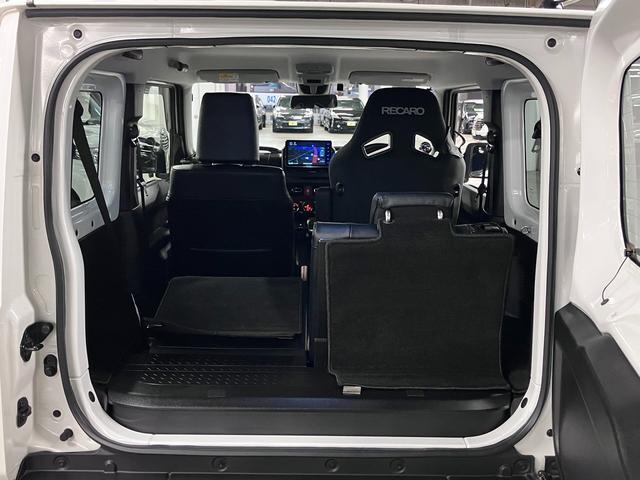 ジムニー ＸＣ　４ＷＤターボ　モンスタースポーツ車高調　アピオ突撃マフラー　社外フロントスポイラー　レカロシート　ケンウッドオーディオ＆８インチナビ　衝突軽減ブレーキ　車線逸脱警報　シートヒーター　バックカメラ　ＥＴＣ　クルコン（24枚目）