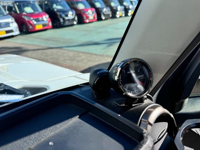 ジムニー ＸＣ　４ＷＤターボ　モンスタースポーツ車高調　アピオ突撃マフラー　社外フロントスポイラー　レカロシート　ケンウッドオーディオ＆８インチナビ　衝突軽減ブレーキ　車線逸脱警報　シートヒーター　バックカメラ　ＥＴＣ　クルコン（41枚目）