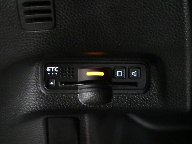 N-BOXカスタム G・Lターボホンダセンシング ワンオーナー 純正8インチナビ 両側パワースライド バックカメラ BTオーディオ フルセグ CD・DVD USB ETC パドルシフト 誤発進抑制機能 アダプティブクルーズ レーンキープ LEDライト 純正15AW(18枚目)