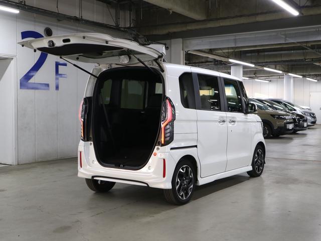 N-BOXカスタム G・Lターボホンダセンシング ワンオーナー 純正8インチナビ 両側パワースライド バックカメラ BTオーディオ フルセグ CD・DVD USB ETC パドルシフト 誤発進抑制機能 アダプティブクルーズ レーンキープ LEDライト 純正15AW(26枚目)