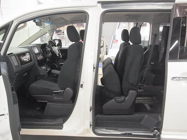 デリカD:5 シャモニー 4WD フリップダウンモニター 両側スライドドア ETC シートヒーター 純正ナビ フロント・サイド・バックカメラ CD・DVD再生 TV スマートキー クルコン パドルシフト コーナーセンサー HIDランプ(23枚目)