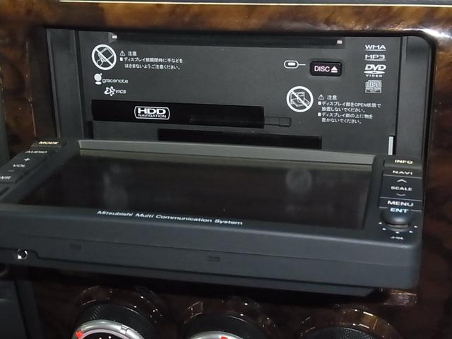 デリカD:5 シャモニー 4WD フリップダウンモニター 両側スライドドア ETC シートヒーター 純正ナビ フロント・サイド・バックカメラ CD・DVD再生 TV スマートキー クルコン パドルシフト コーナーセンサー HIDランプ(31枚目)