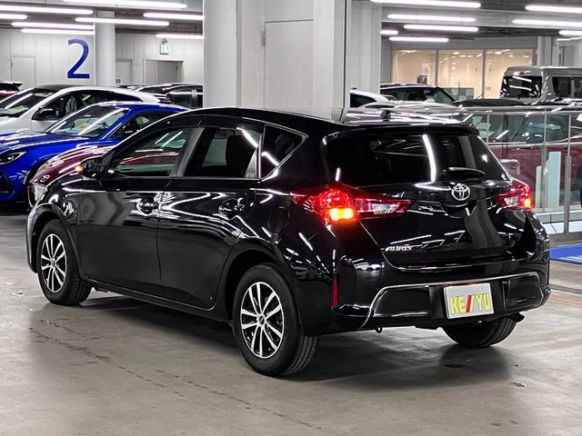 オーリス 150X ETC 純正ナビ バックカメラ CD再生 Bluetoothオーディオ TV スマートキー 電格ミラー オートエアコン ヘッドライトレベライザー 横滑り防止装置 社外15AW スペアキー・取扱説明書有(8枚目)