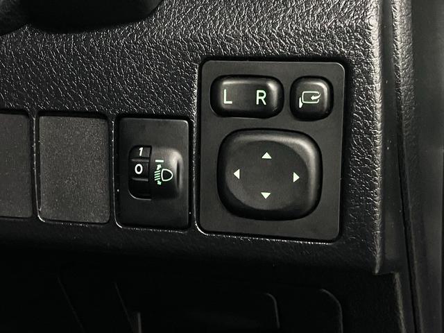 オーリス 150X ETC 純正ナビ バックカメラ CD再生 Bluetoothオーディオ TV スマートキー 電格ミラー オートエアコン ヘッドライトレベライザー 横滑り防止装置 社外15AW スペアキー・取扱説明書有(20枚目)