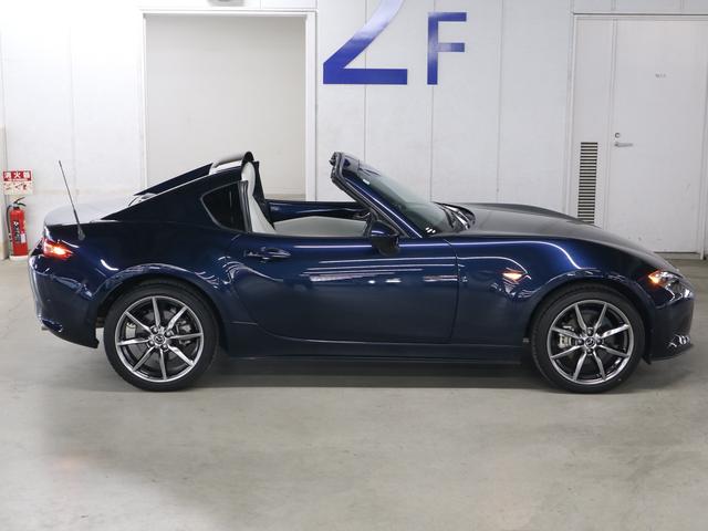 MAZDA ROADSTER RF VS WHITE SELECTION