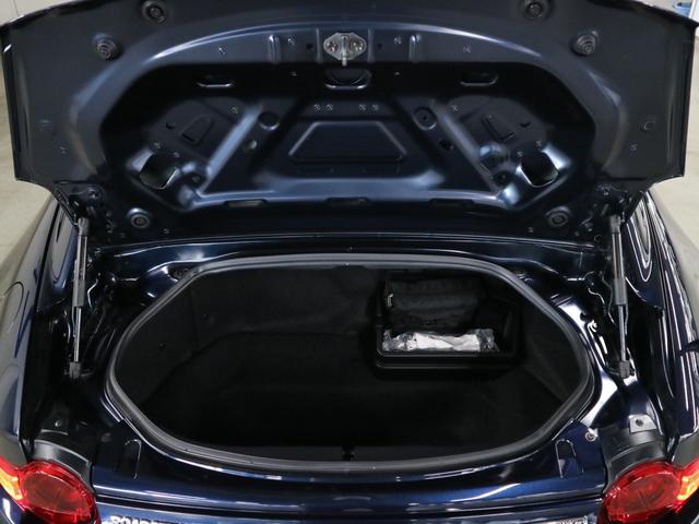 MAZDA ROADSTER RF VS WHITE SELECTION