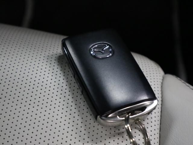 MAZDA ROADSTER RF VS WHITE SELECTION