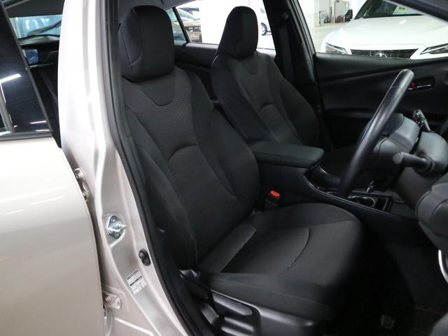 プリウス S 衝突軽減ブレーキ 車線逸脱警報 オートハイビーム レーダークルーズ ETC 純正ナビ バックカメラ BTオーディオ TV スマートキー 電動格納ドアミラー クリアランスソナー LEDランプ 15AW(13枚目)