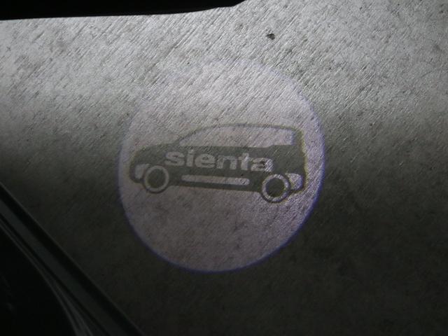 シエンタ G ファンツールパッケージ 10.5インチディスプレイオーディオPlus ドラレコ 両側パワースライド バックカメラ CD・DVD フルセグTV BTオーディオ ETC セーフティセンス BSM オプション15AW LEDライト(52枚目)