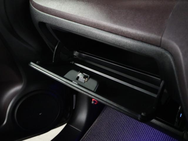 N-ONE プレミアム ツアラー・Lパッケージ ターボ スマートフォン連携ディスプレイオーディオ バックカメラ Bluetoothオーディオ CD HDMI ETC クルーズコントロール パドルシフト HIDライト 純正15AW スマートキー スペアキー有(42枚目)