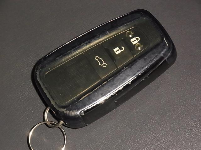 RAV4 ハイブリッドG 4WD ワンオーナー BSM・RCTA セーフティセンス カロッツェリア8インチナビ シート・ステアヒーター ハンズフリーパワーバックドア バックカメラ BTオーディオ フルセグ スマートキー メモリーシート LEDランプ(40枚目)