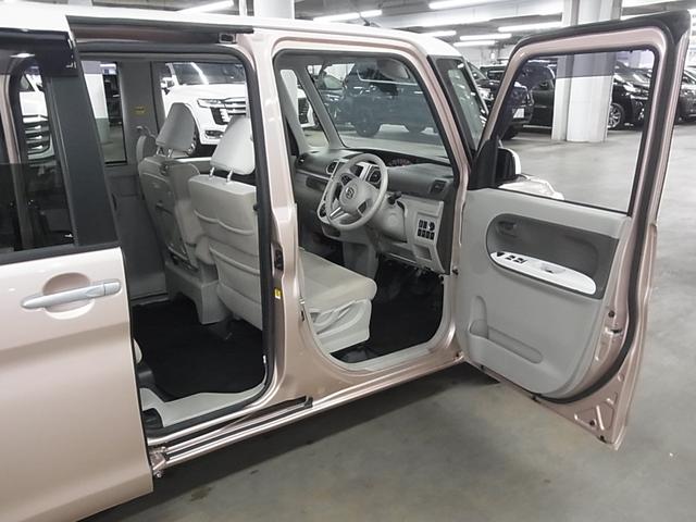 タント Ｘ　ホワイトアクセントＳＡＩＩ　衝突軽減ブレーキ　車線逸脱警報　ＥＴＣ　両側スライドドア　クラリオンナビ　バックカメラ　ＣＤ・ＤＶＤ　ＢＴオーディオ　フルセグ　スマートキー　電動格納ドアミラー　ヘッドライトレベライザー　スペアキー有（12枚目）