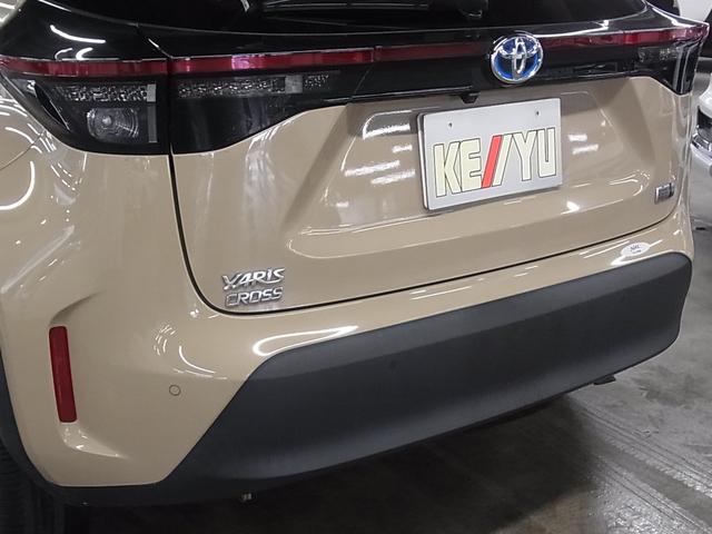 ヤリスクロス ハイブリッドＺ　ワンオーナー　パノラミックビュー　純正８インチディスプレイ＆ナビ　セーフティセンス　ＥＴＣ　シートヒーター　ＢＴオーディオ　フルセグＴＶ　ＵＳＢ端子　スマートキー　パワーシート　パーキングセンサー　ＬＥＤランプ（43枚目）