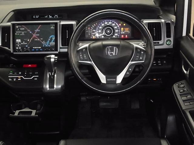 ステップワゴンスパーダ Ｚ　クールスピリット　後席モニター　純正９インチナビ　両側パワースライド　バックカメラ　フルセグＴＶ　ＣＤ・ＤＶＤ　ＥＴＣ　クルーズコントロール　パドルシフト　レザー調コンビシート　スマートキー　ＨＩＤライト　純正１７ＡＷ（11枚目）