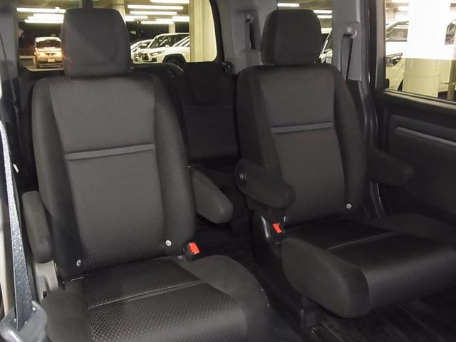 ステップワゴンスパーダ スパーダハイブリッド G ホンダセンシング マルチビューカメラ 後席モニター パークアシスト 後退出庫サポート 純正9インチナビ わくわくゲート 両側パワースライドドア ホンダセンシング ETC BTオーディオ オートリトラミラー LEDランプ(14枚目)