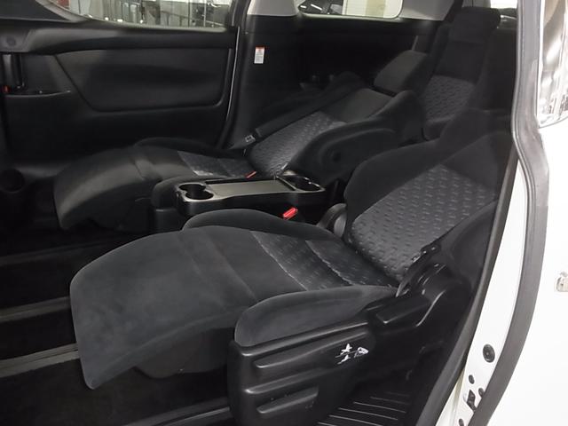 ヴェルファイア ２．５Ｚ　モデリスタフルエアロ　ツインムーンルーフ　アルパイン後席モニター＆１１インチナビ　両側電動スライド　ＥＴＣ　バックカメラ　ＢＴオーディオ　フルセグＴＶ　ＣＤ・ＤＶＤ　後席オットマン　クリアランスソナー　スマートキー　ＬＥＤライト　純正１８ＡＷ（23枚目）