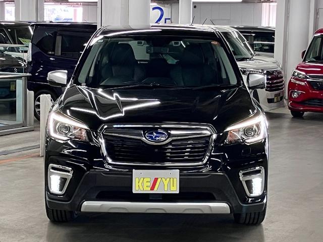 フォレスター アドバンス　４ＷＤ　アイサイト　ドライバーモニタリング　スマートリヤビューミラー　ＳＲＶＤ　純正８インチナビ　メモリー付本革シート　前後シート＆ステアヒーター　パワーバックドア　バック・サイド・フロントカメラ　ＢＴオーディオ　フルセグＴＶ　ＥＴＣ　Ｘモード（5枚目）