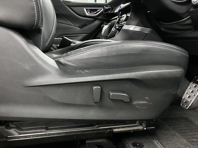 フォレスター アドバンス　４ＷＤ　アイサイト　ドライバーモニタリング　スマートリヤビューミラー　ＳＲＶＤ　純正８インチナビ　メモリー付本革シート　前後シート＆ステアヒーター　パワーバックドア　バック・サイド・フロントカメラ　ＢＴオーディオ　フルセグＴＶ　ＥＴＣ　Ｘモード（52枚目）