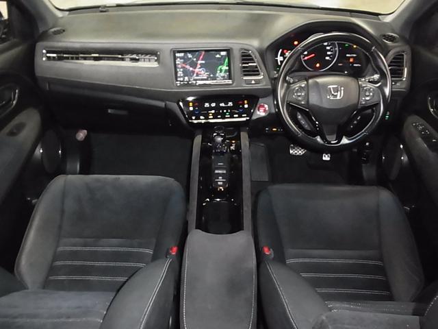 ヴェゼル ハイブリッドＲＳ・ホンダセンシング　寒冷地仕様　衝突軽減ブレーキ　車線逸脱警報　アダプティブクルーズ　パドルシフト　ＥＴＣ　アルパイン８型ナビ　シートヒーター　バックカメラ　ＢＴオーディオ　フルセグ　スマートキー　オートリトラミラー　ＬＥＤランプ（4枚目）