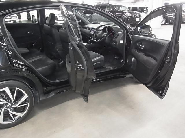 ヴェゼル ハイブリッドＲＳ・ホンダセンシング　寒冷地仕様　衝突軽減ブレーキ　車線逸脱警報　アダプティブクルーズ　パドルシフト　ＥＴＣ　アルパイン８型ナビ　シートヒーター　バックカメラ　ＢＴオーディオ　フルセグ　スマートキー　オートリトラミラー　ＬＥＤランプ（22枚目）