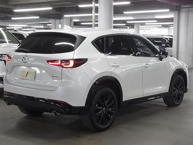 ＣＸ－５ ＸＤ　スポーツアピアランス　ディーゼルターボ　３６０°ビュー　ＨＵＤ　ＢＳＭ　レーダークルーズ　パドルシフト　ＥＴＣ　全席シート・ステアヒーター　パワーリフトゲート　純正ナビ　ＢＴオーディオ　ワイヤレス充電　メモリーシート　パーキングセンサー（3枚目）
