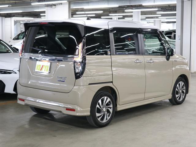 ソリオバンディット ハイブリッドＳＶ　全方位モニター付メーカー９型ナビ　ＨＵＤ　デュアルカメラブレーキサポート　車線逸脱警報　パーキングセンサー　アダプティブクルーズ　パドルシフト　ＥＴＣ　シートヒーター　両側電動スライド　ＢＴオーディオ（3枚目）