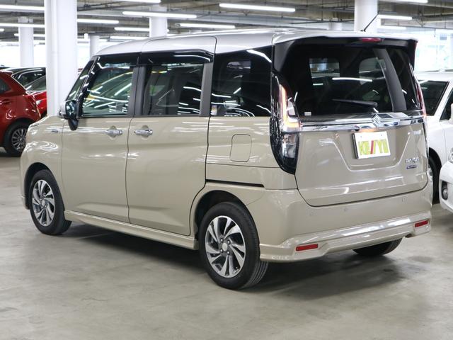 ソリオバンディット ハイブリッドＳＶ　全方位モニター付メーカー９型ナビ　ＨＵＤ　デュアルカメラブレーキサポート　車線逸脱警報　パーキングセンサー　アダプティブクルーズ　パドルシフト　ＥＴＣ　シートヒーター　両側電動スライド　ＢＴオーディオ（8枚目）