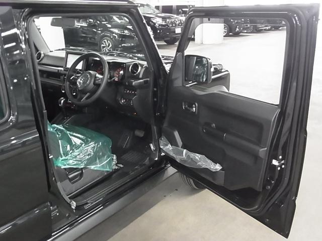 ジムニーノマド ＦＣ　ワンオーナー　４ＷＤ　デュアルカメラブレーキサポート　車線逸脱警報　リヤパーキングセンサー　アダプティブクルーズ　ＥＴＣ　純正８インチナビ　シートヒーター　バックカメラ　ＢＴオーディオ　スマートキー　ウォッシャー付ＬＥＤ（12枚目）