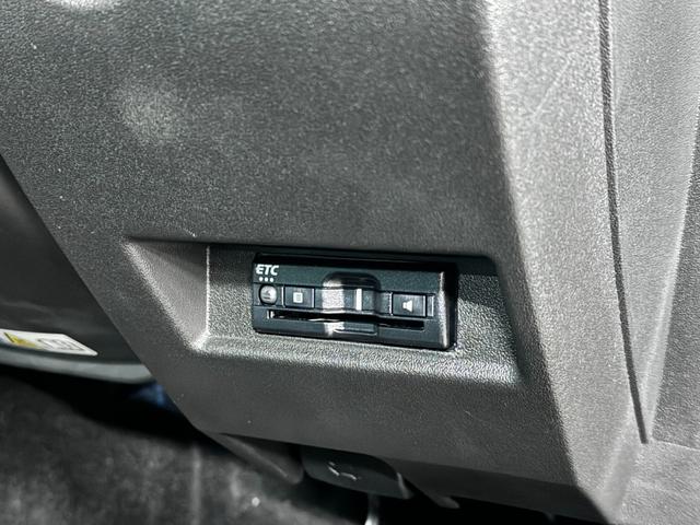 ジムニーノマド ＦＣ　ワンオーナー　４ＷＤ　デュアルカメラブレーキサポート　車線逸脱警報　リヤパーキングセンサー　アダプティブクルーズ　ＥＴＣ　純正８インチナビ　シートヒーター　バックカメラ　ＢＴオーディオ　スマートキー　ウォッシャー付ＬＥＤ（19枚目）