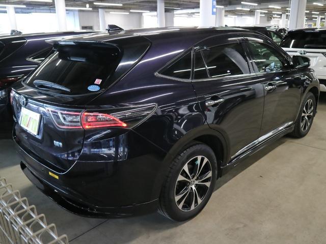 ハリアーハイブリッド プレミアム　アドバンスドパッケージ　スタイルモーヴ　４ＷＤ　純正９インチＪＢＬサウンドナビ　パノラミックビュー　シートヒーター　衝突軽減ブレーキ　車線逸脱警報　レーダークルーズ　ＥＴＣ２．０　パワーバックドア　メモリーシート　クリアランスソナー　ＬＥＤランプ（3枚目）