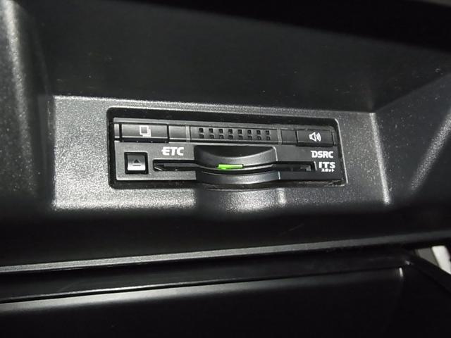 ハリアーハイブリッド プレミアム　アドバンスドパッケージ　スタイルモーヴ　４ＷＤ　純正９インチＪＢＬサウンドナビ　パノラミックビュー　シートヒーター　衝突軽減ブレーキ　車線逸脱警報　レーダークルーズ　ＥＴＣ２．０　パワーバックドア　メモリーシート　クリアランスソナー　ＬＥＤランプ（19枚目）