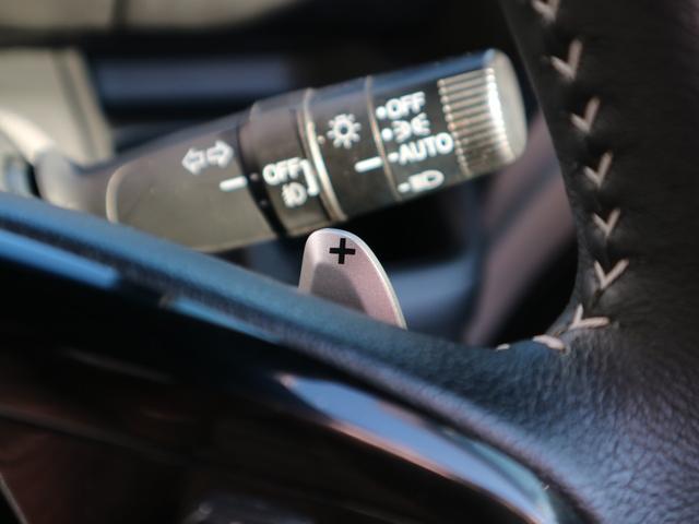 Ｎ－ＢＯＸカスタム Ｌターボ　ホンダセンシング　アダプティブクルーズ　ルーフラック　純正９インチナビ　シートヒーター　両側パワースライドドア　バックカメラ　ＢＴオーディオ　フルセグＴＶ　ＣＤ・ＤＶＤ　ＥＴＣ　パドルシフト　パーキングセンサー　ＬＥＤライト　純正１５ＡＷ（15枚目）