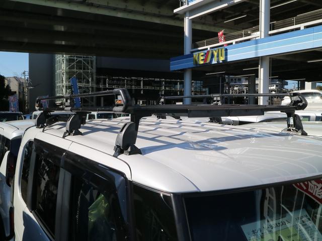 Ｎ－ＢＯＸカスタム Ｌターボ　ホンダセンシング　アダプティブクルーズ　ルーフラック　純正９インチナビ　シートヒーター　両側パワースライドドア　バックカメラ　ＢＴオーディオ　フルセグＴＶ　ＣＤ・ＤＶＤ　ＥＴＣ　パドルシフト　パーキングセンサー　ＬＥＤライト　純正１５ＡＷ（17枚目）