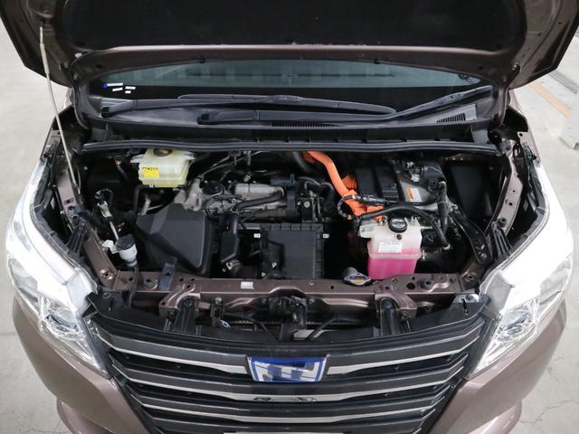 ノア ハイブリッドＸ　フリップダウンモニター　両側パワースライドドア　ＫＥＮＷＯＯＤナビ　バックカメラ　Ｂｌｕｅｔｏｏｔｈオーディオ　フルセグＴＶ　ＣＤ・ＤＶＤ再生　ＥＴＣ　スマートキー　ＬＥＤヘッドランプ　純正１５ＡＷ（21枚目）